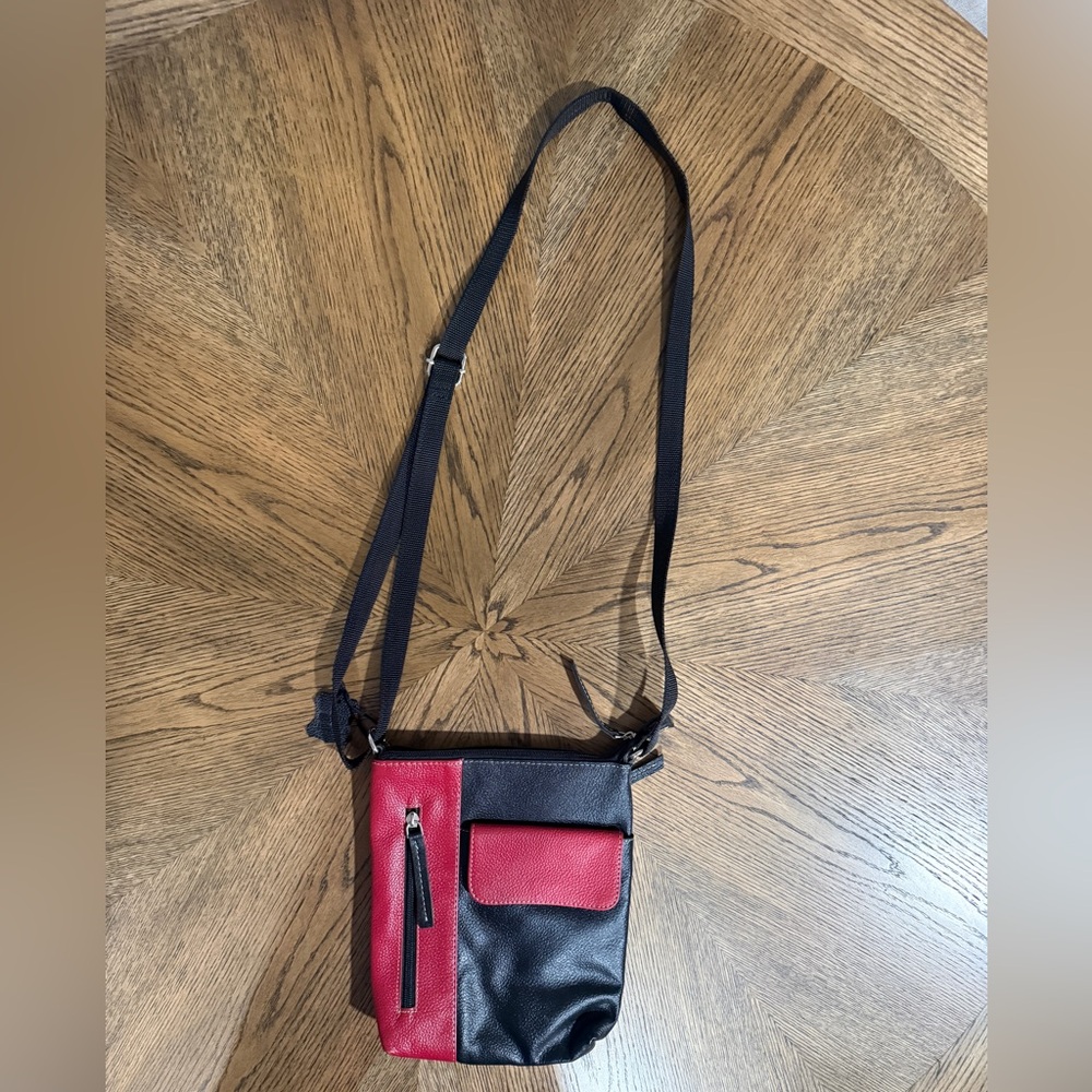 Black and red leather crossbody bag, NWT